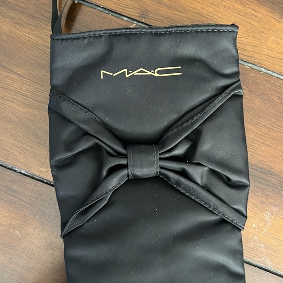 MAC Cosmetics Christmas Holiday Stocking Black Satin NWOT - Picture 2 of 5